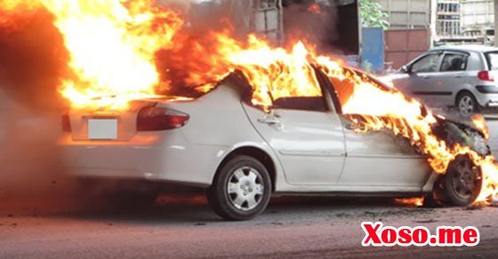 Mơ thấy ô tô cháy - Giải mộng chiêm bao thấy ô tô cháy đánh con gì?